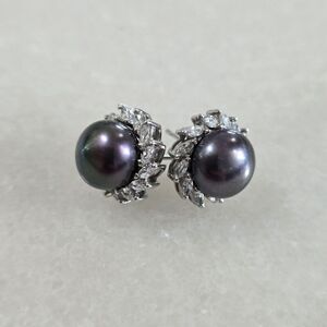 Elegant Black Tahtitian 8mm Pearl and Silver Earrings